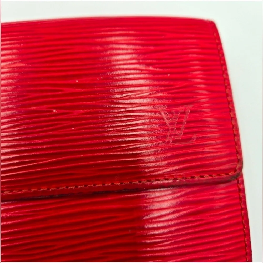 LOUIS VUITTON Red Epi Leather Wallet w/Box, Gift Card, Tag, & Ribbon, EUC